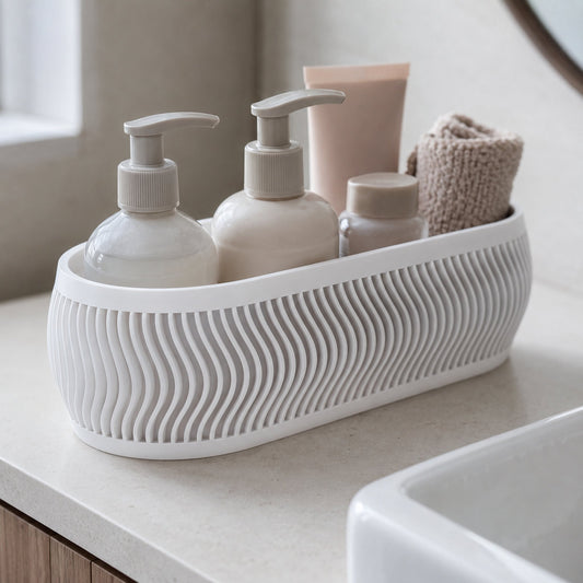 Organizador oval branco no banheiro com produtos