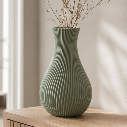 Vaso Japandi verde sage com galhos secos
