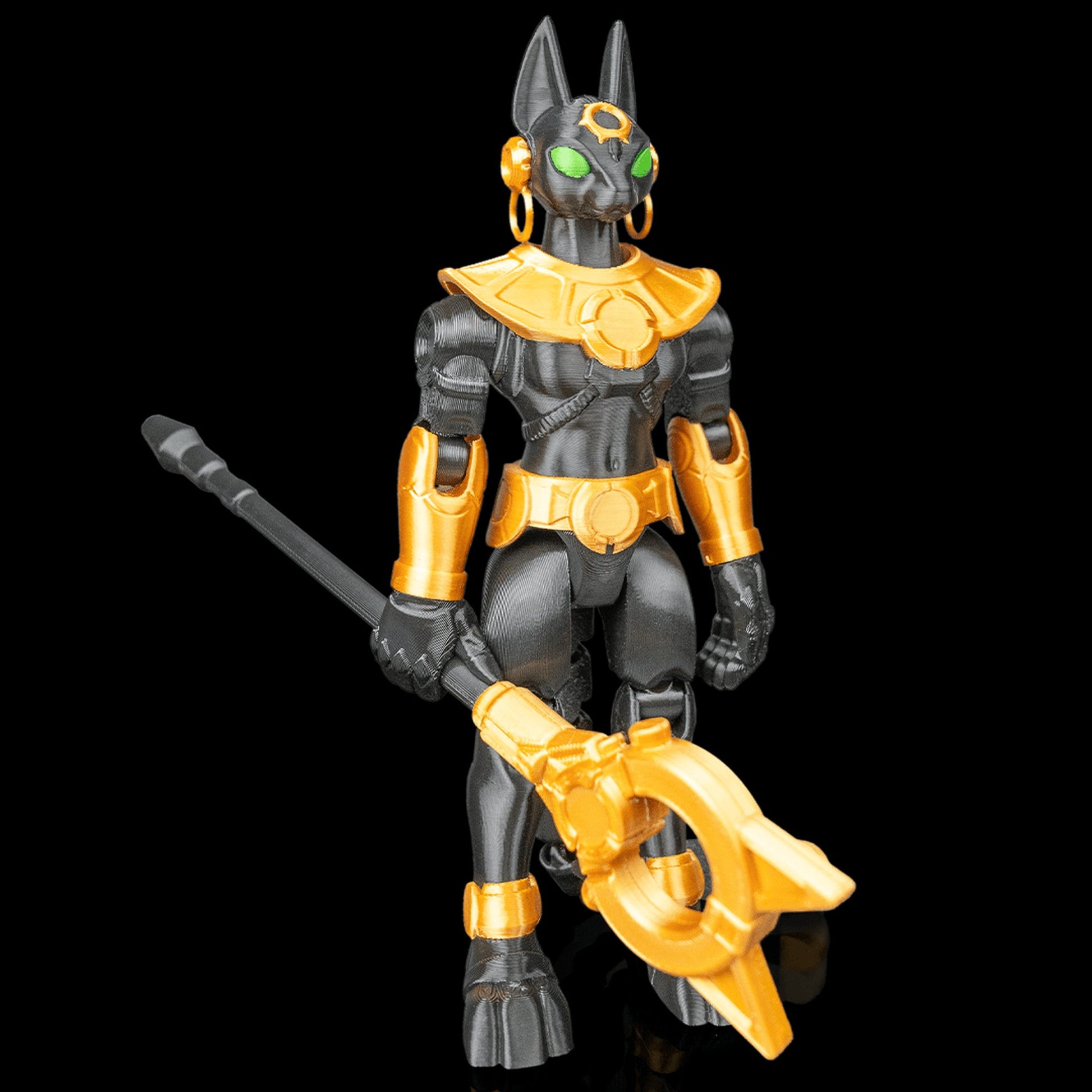 Bastet Mecha em pose de guarda