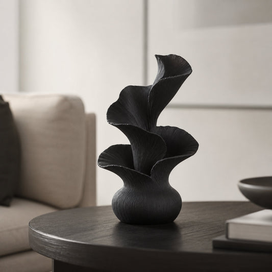 Escultura Pétalas ao Vento preta