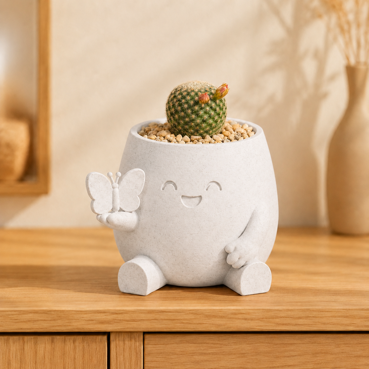 Borboleta — Vaso Amiguinho com Borboleta na Mão