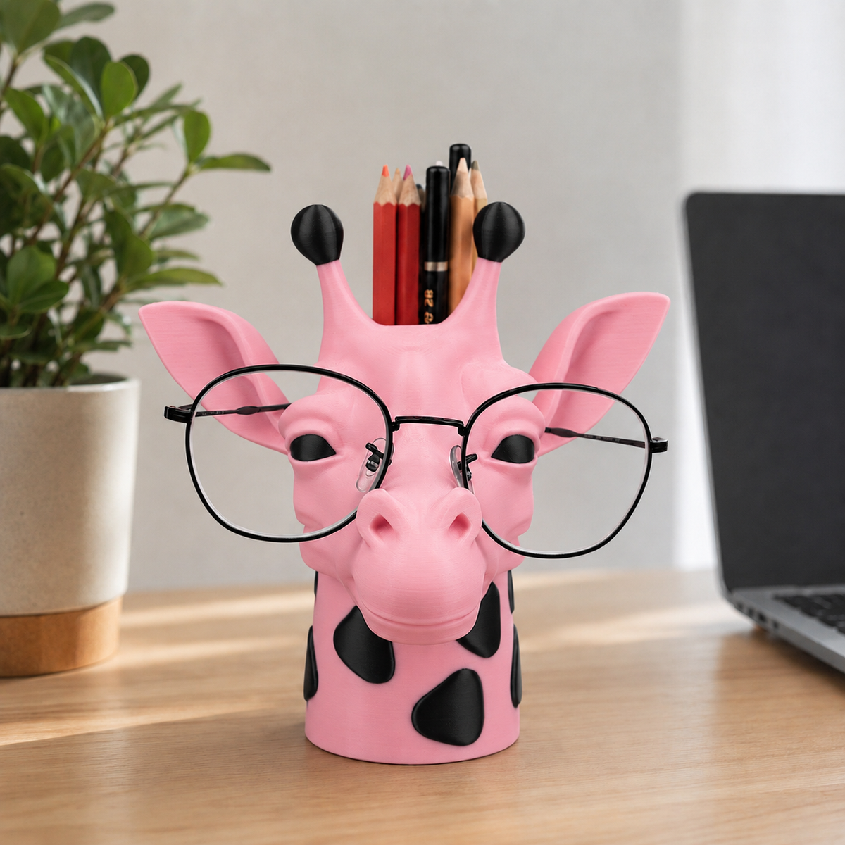 Gigi — Girafa Porta-Óculos e Canetas — Rosa com pintinhas pretas