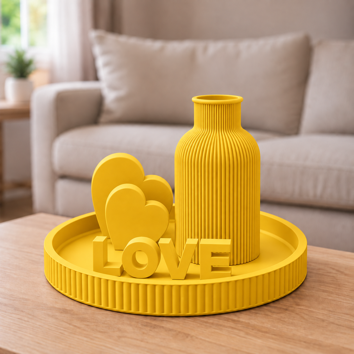 Kit Japandi LOVE — Amarelo, bandeja, vaso, letreiro e dois corações