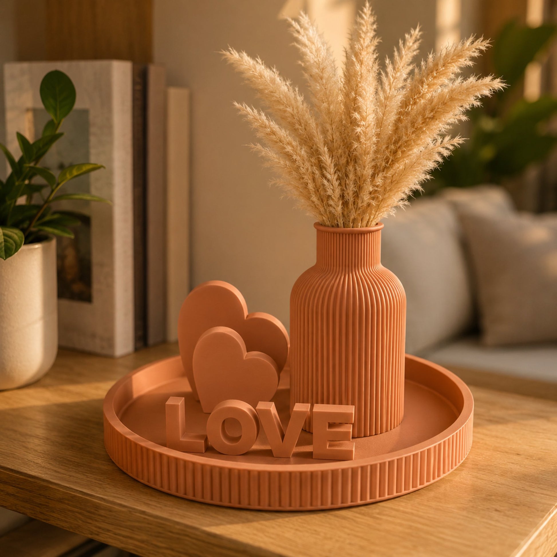 Kit japandi Love terracota em prateleira com plantas