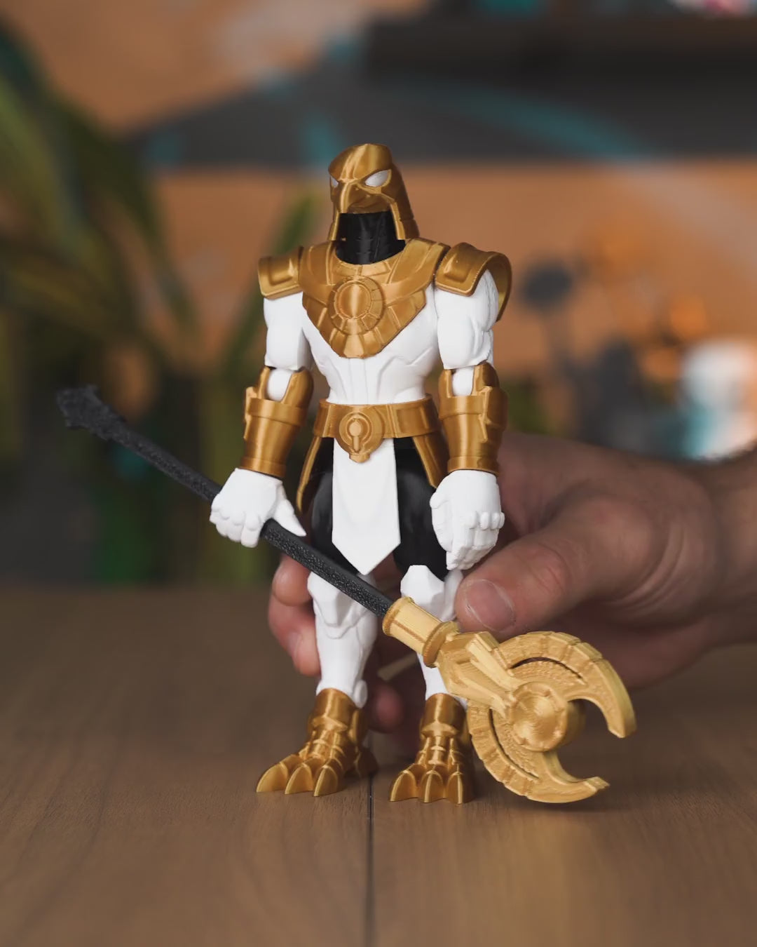 Hórus Mecha boneco articulado em movimento