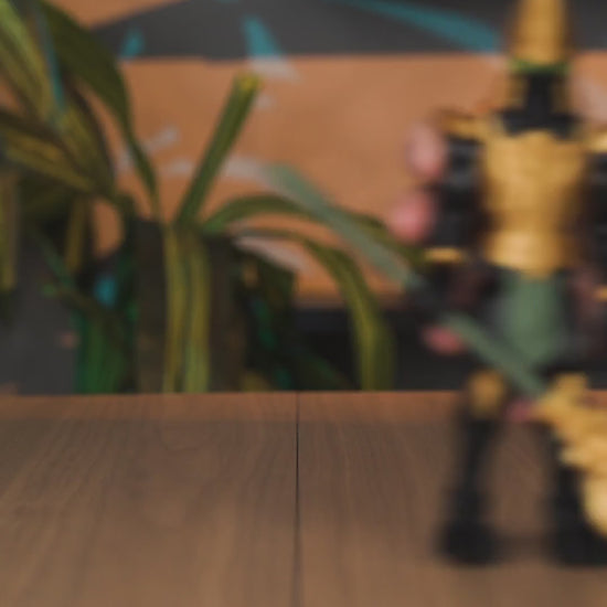 Osíris Mecha boneco articulado em movimento