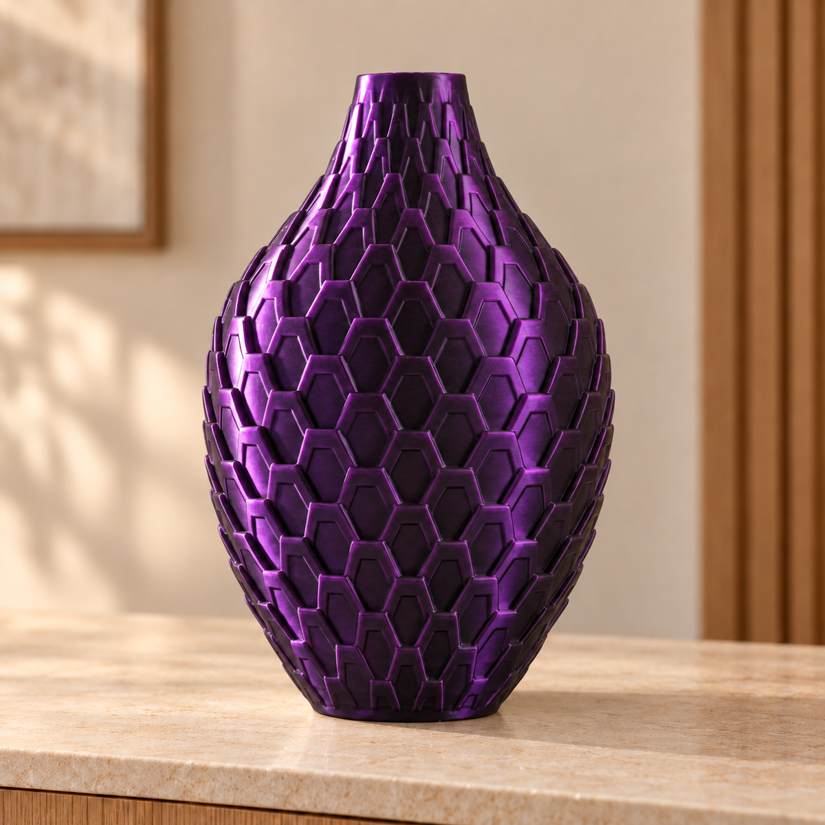 Vaso Colmeia — Geometria em Alto-Relevo na cor Preto e Roxo